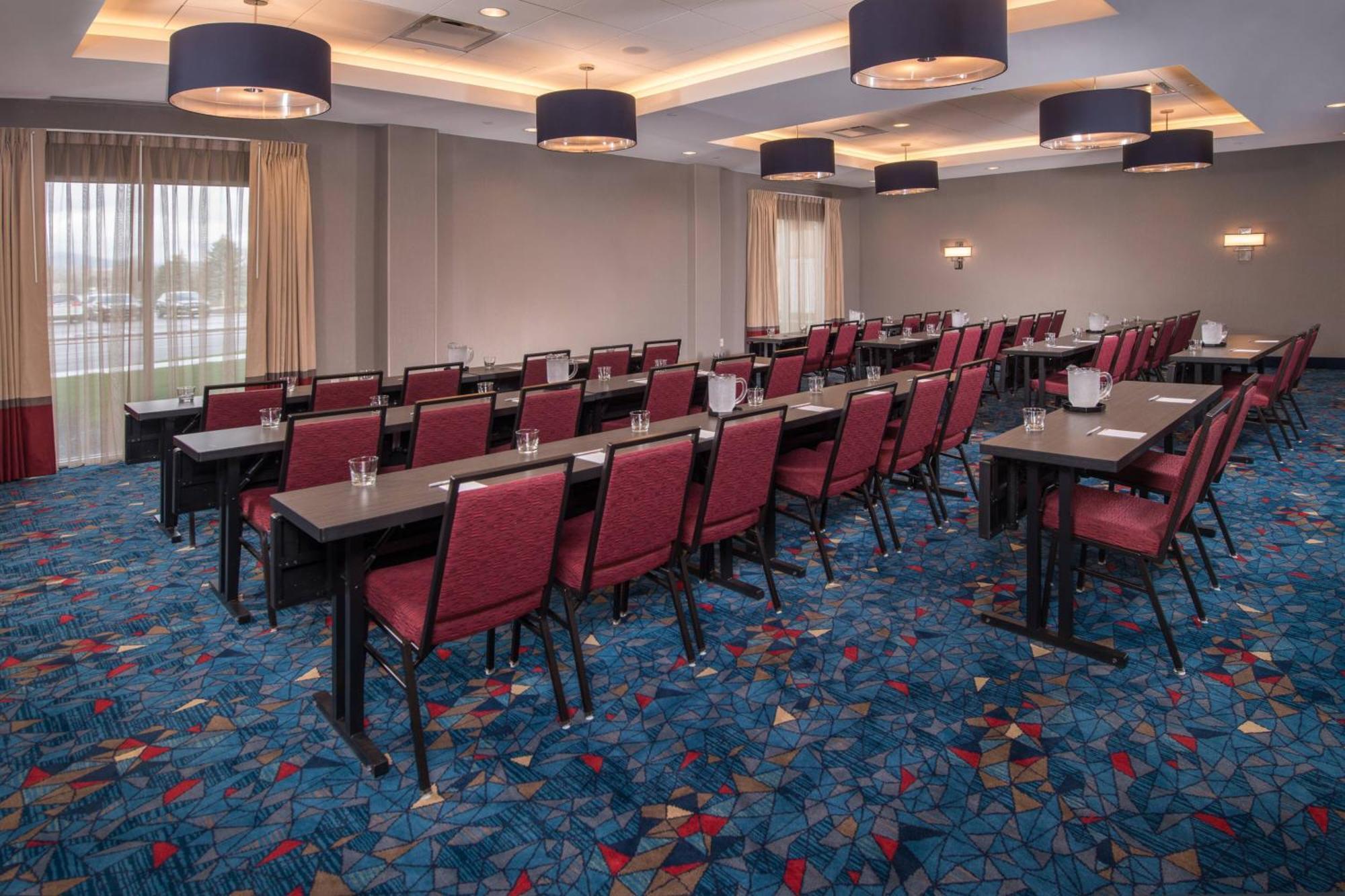 Towneplace Suites By Marriott Altoona Ngoại thất bức ảnh