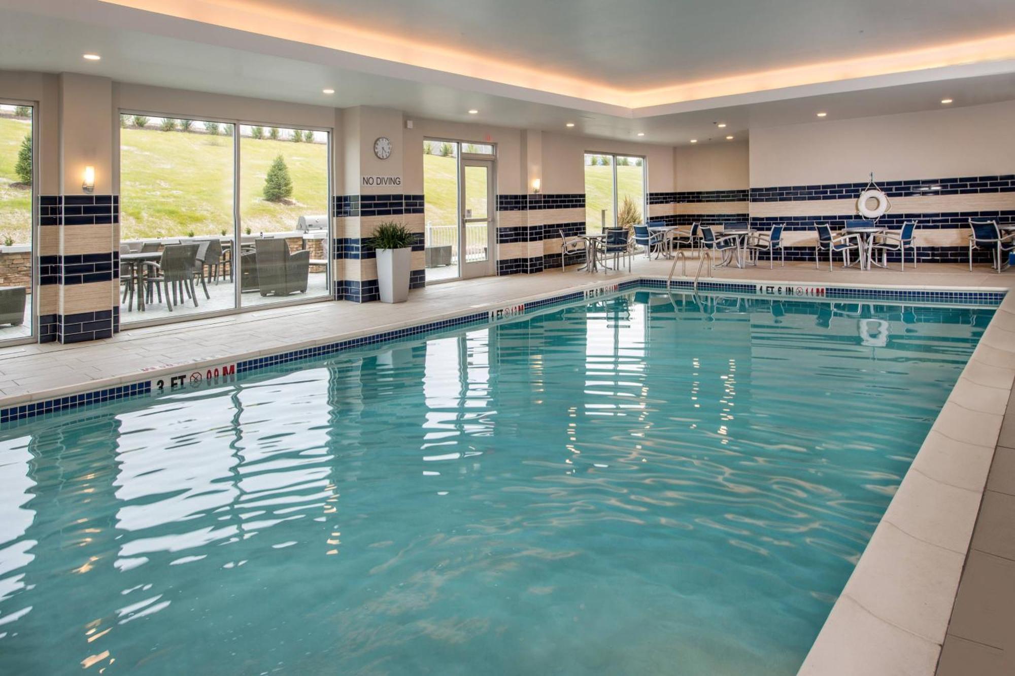 Towneplace Suites By Marriott Altoona Ngoại thất bức ảnh