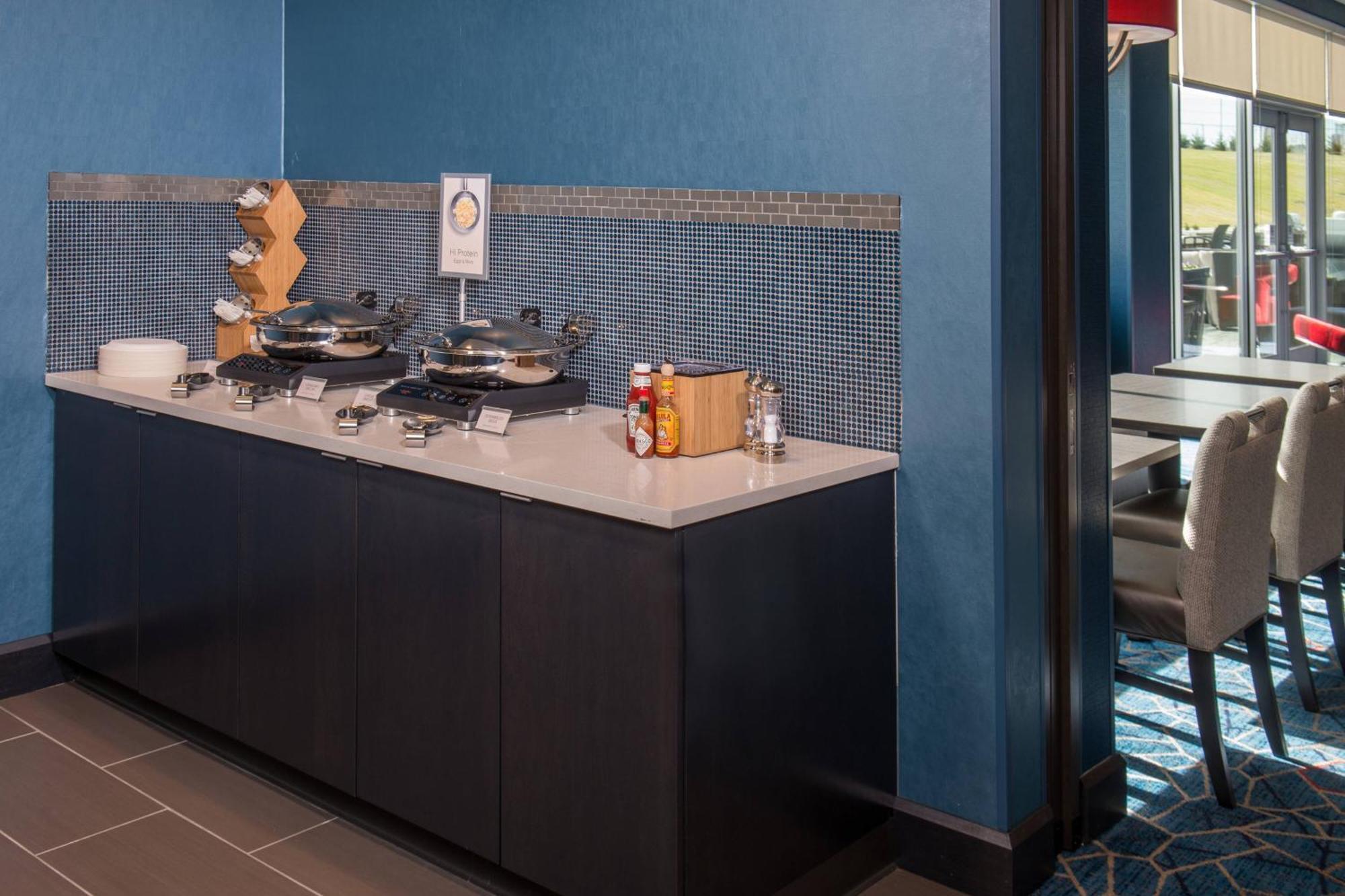Towneplace Suites By Marriott Altoona Ngoại thất bức ảnh
