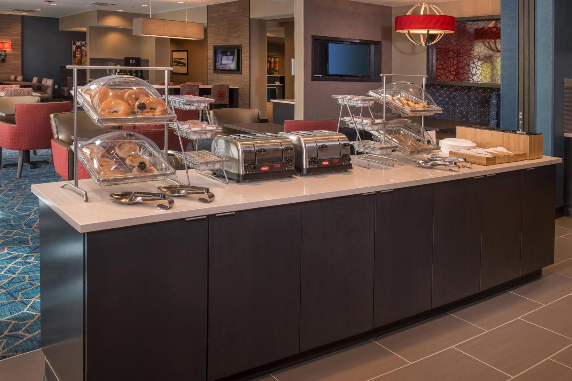 Towneplace Suites By Marriott Altoona Ngoại thất bức ảnh