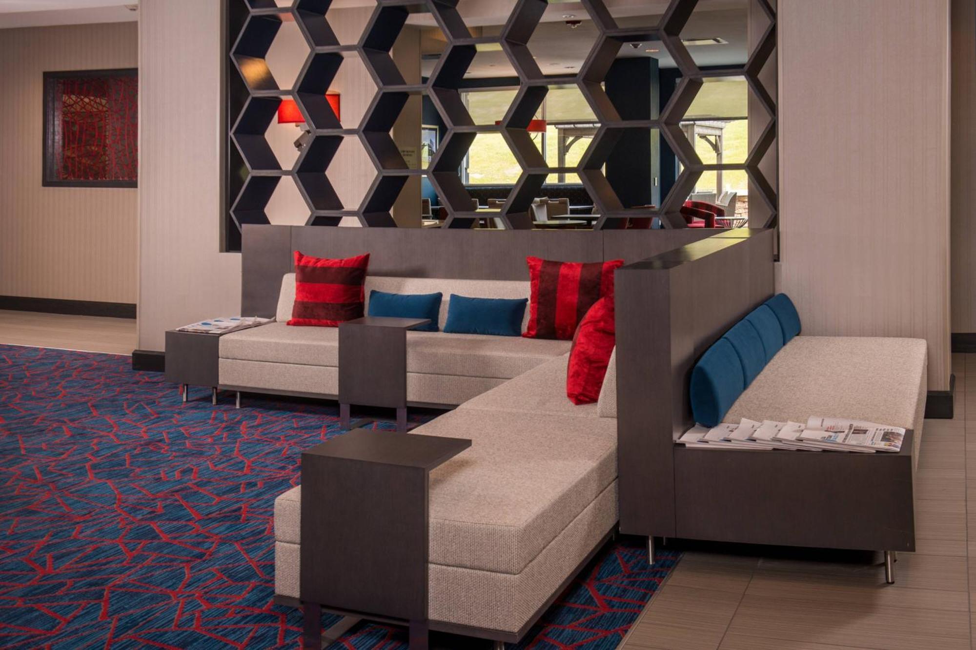 Towneplace Suites By Marriott Altoona Ngoại thất bức ảnh